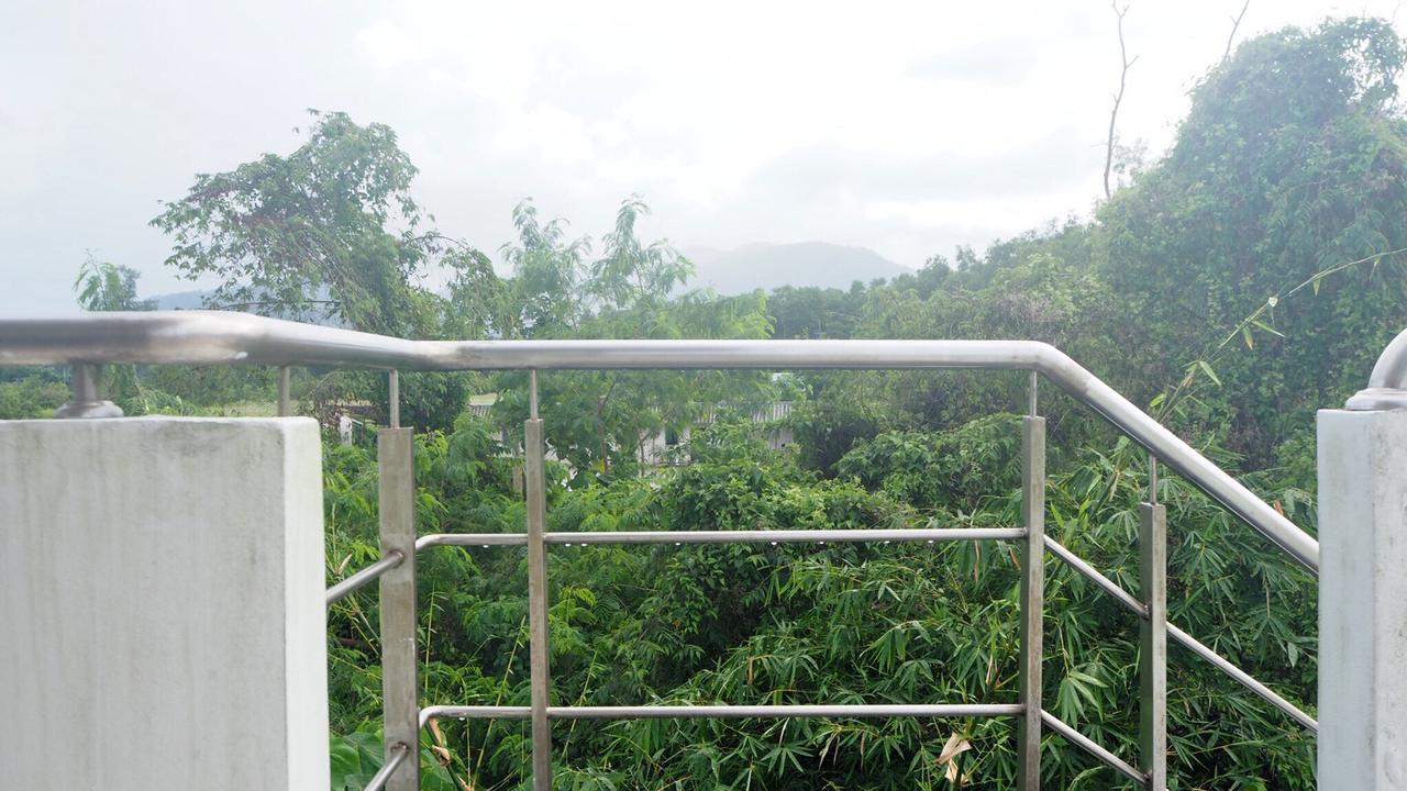 Villa Somewhere Phuket Thalang Bagian luar foto
