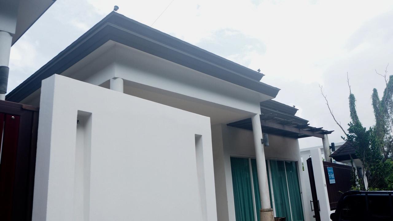 Villa Somewhere Phuket Thalang Bagian luar foto