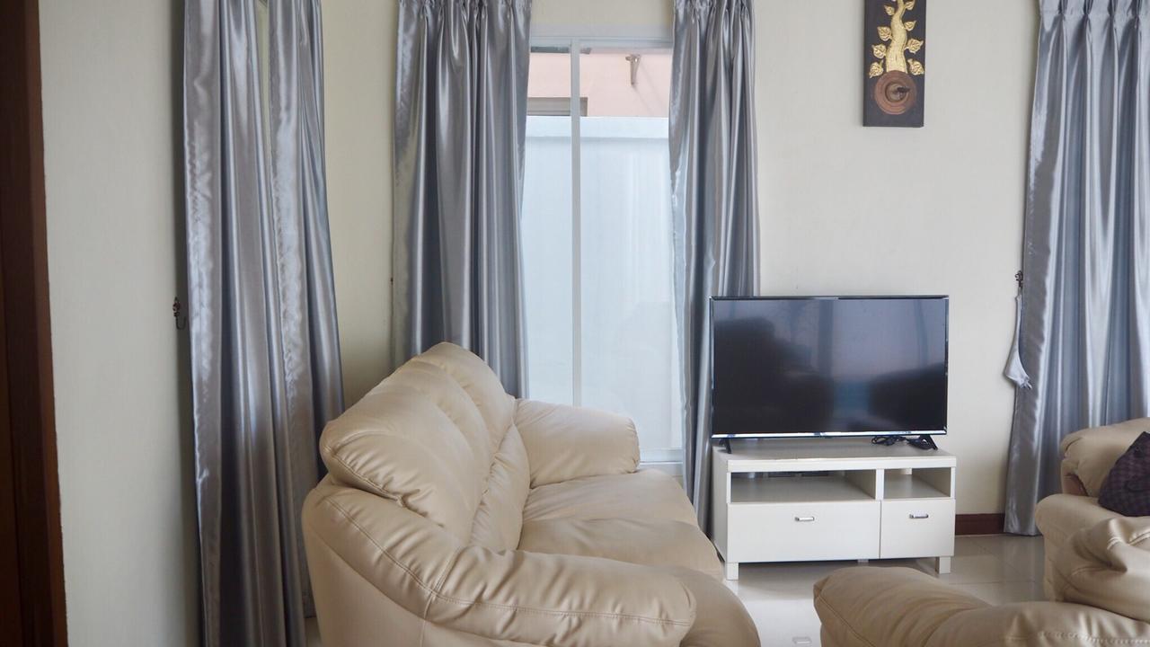 Villa Somewhere Phuket Thalang Bagian luar foto