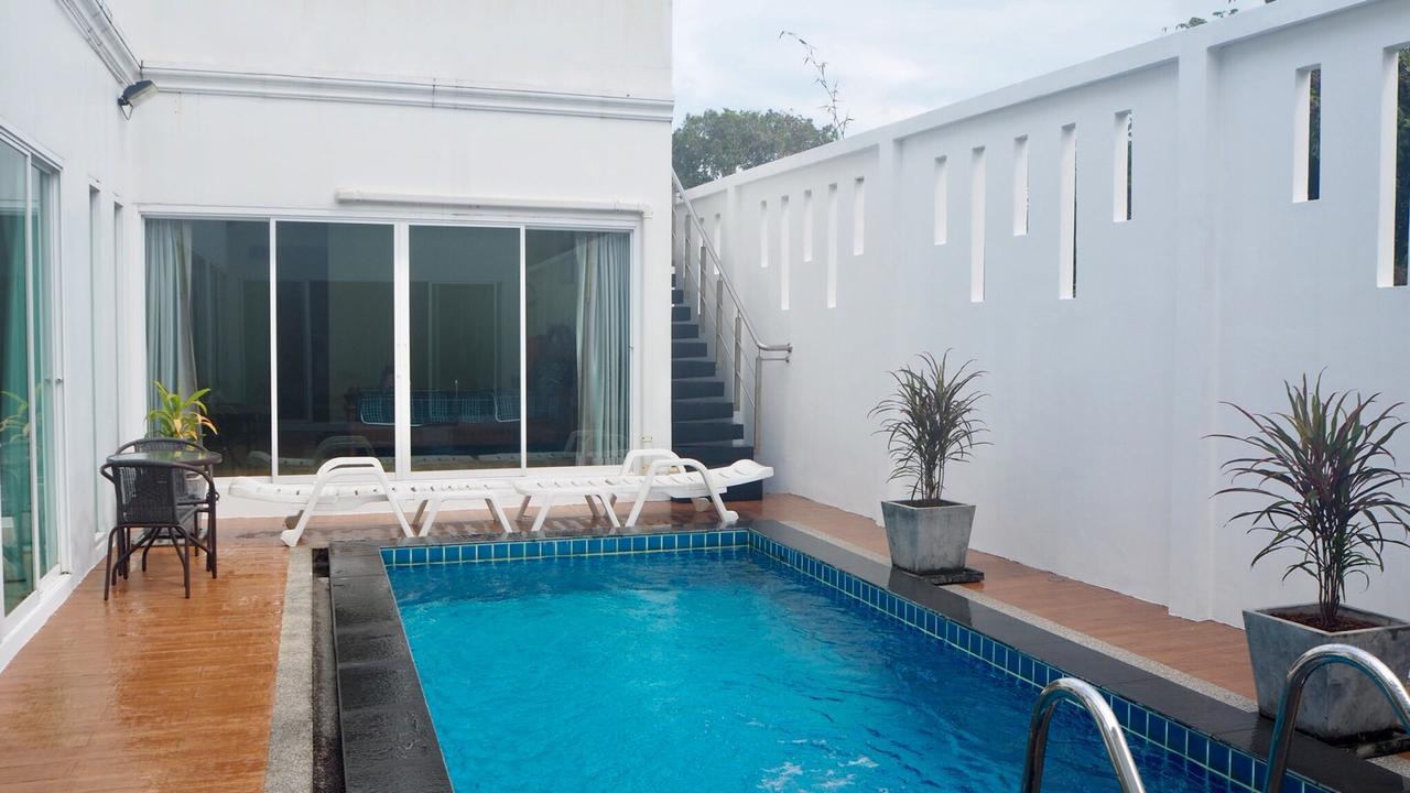 Villa Somewhere Phuket Thalang Bagian luar foto