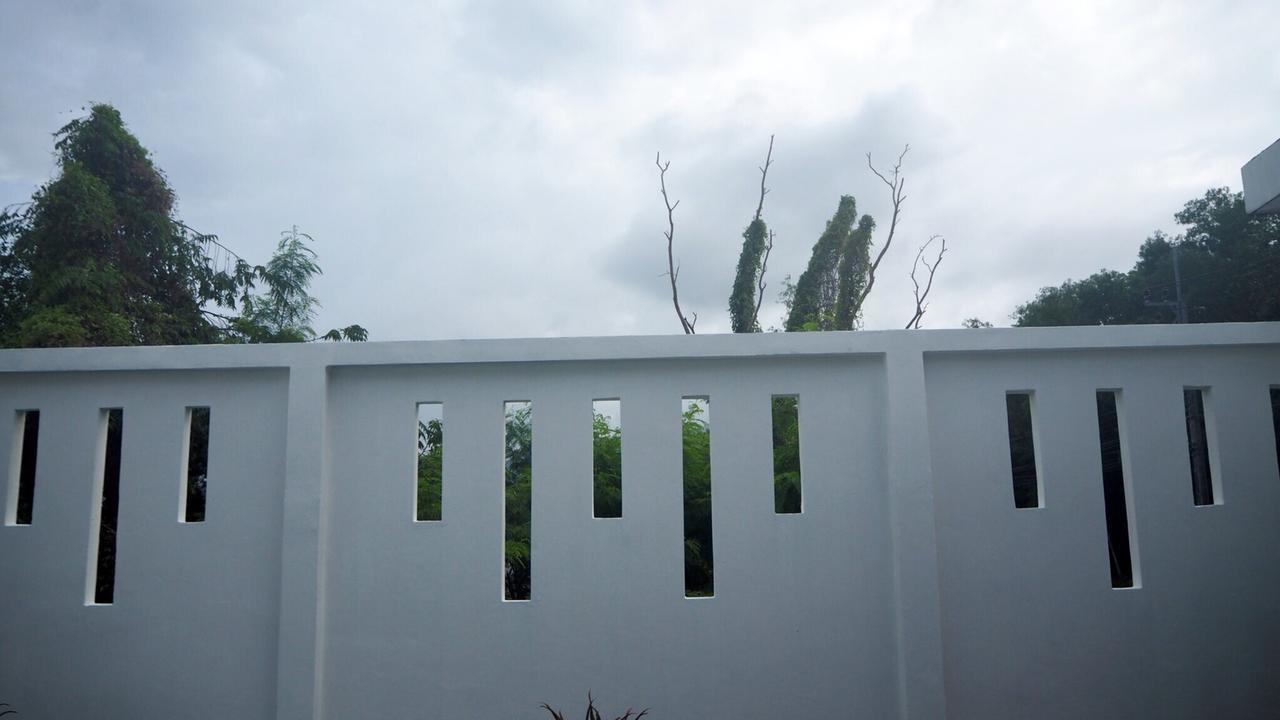 Villa Somewhere Phuket Thalang Bagian luar foto