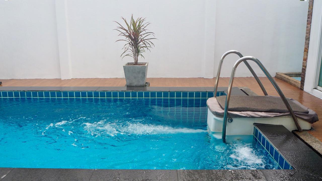 Villa Somewhere Phuket Thalang Bagian luar foto