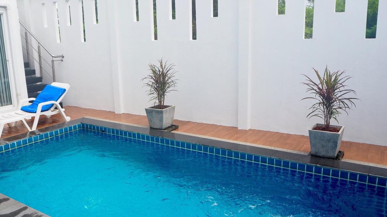 Villa Somewhere Phuket Thalang Bagian luar foto