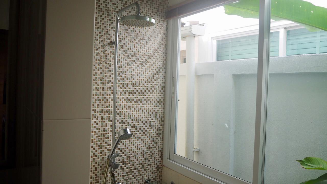Villa Somewhere Phuket Thalang Bagian luar foto